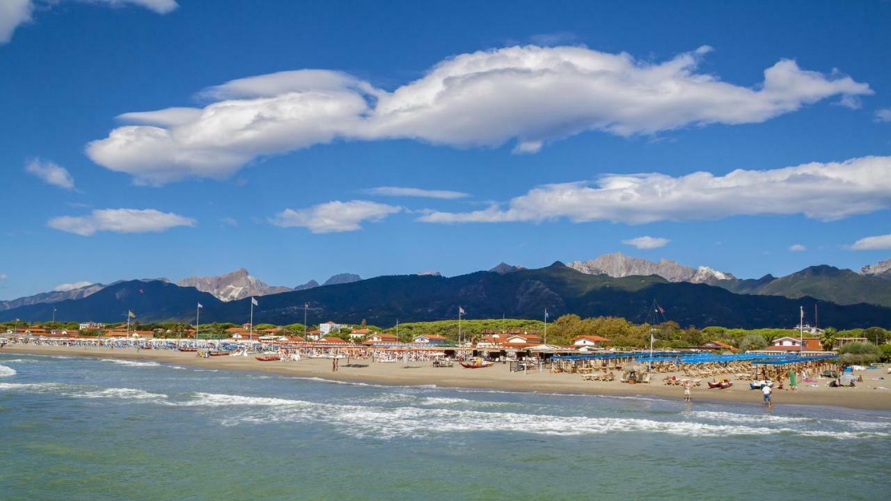 Monti Di Luna Forte dei Marmi Exterior photo