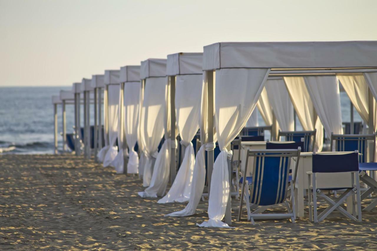 Monti Di Luna Forte dei Marmi Exterior photo